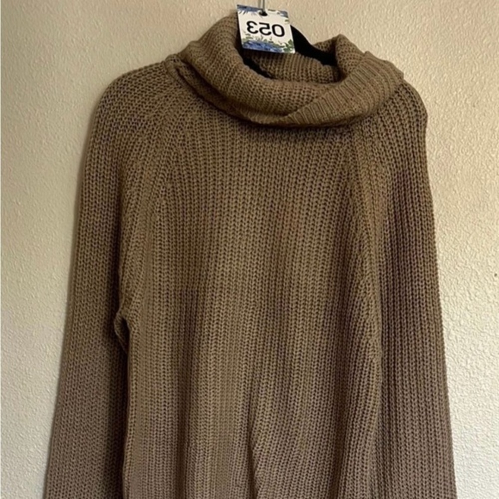 Anthropologie Funnel Neck Sweater In Tan NWT Size Large